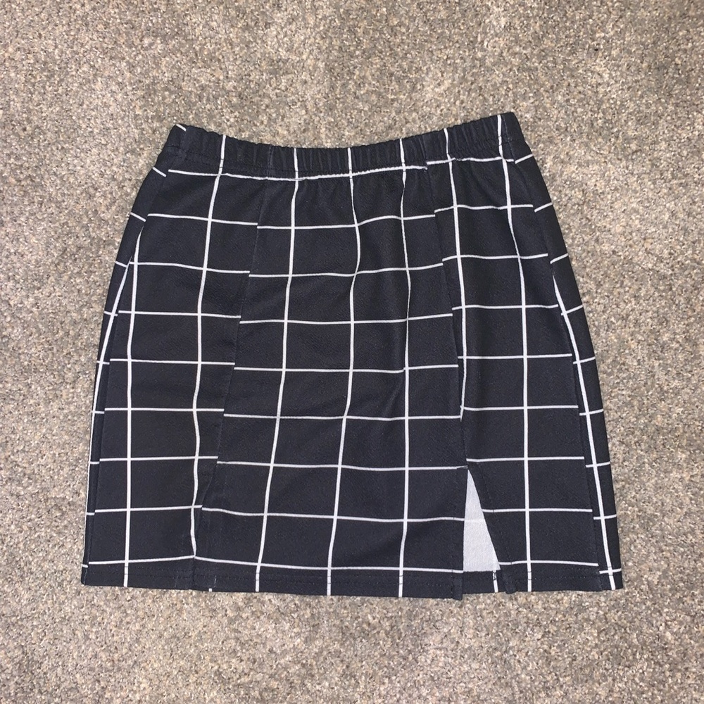 Shein Black & White Striped Skirt - Picture 4 of 5
